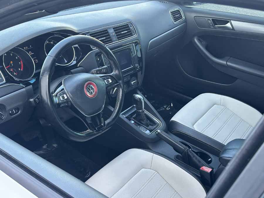 2016 Volkswagen Jetta (SOLD) - Image 19