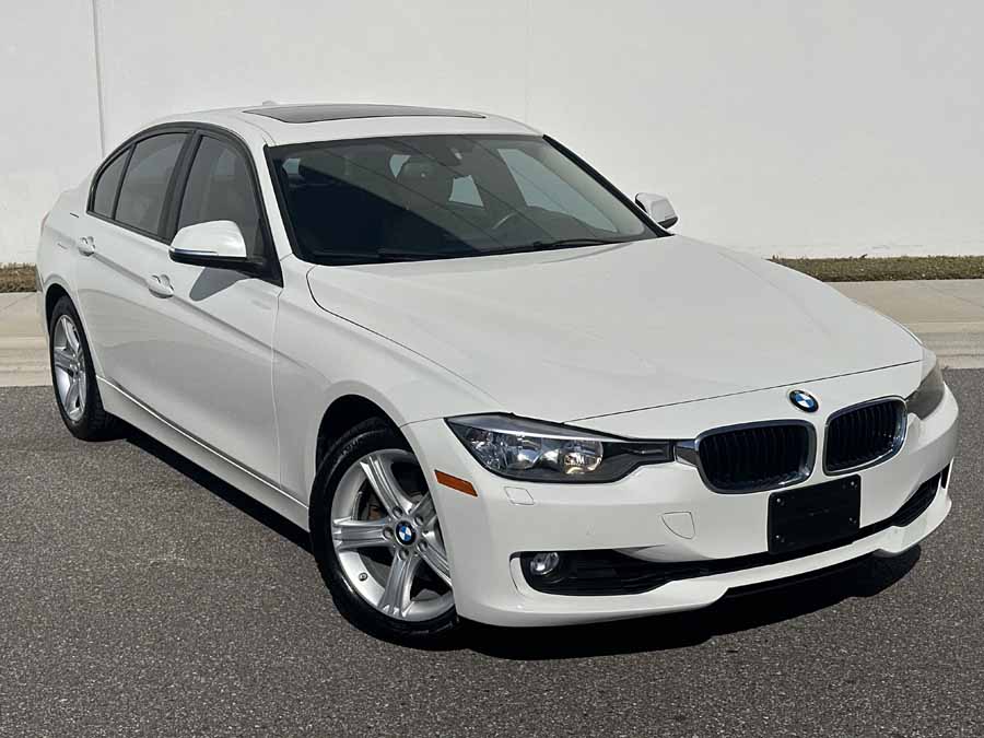 2013 BMW 328i xDrive - Image 14