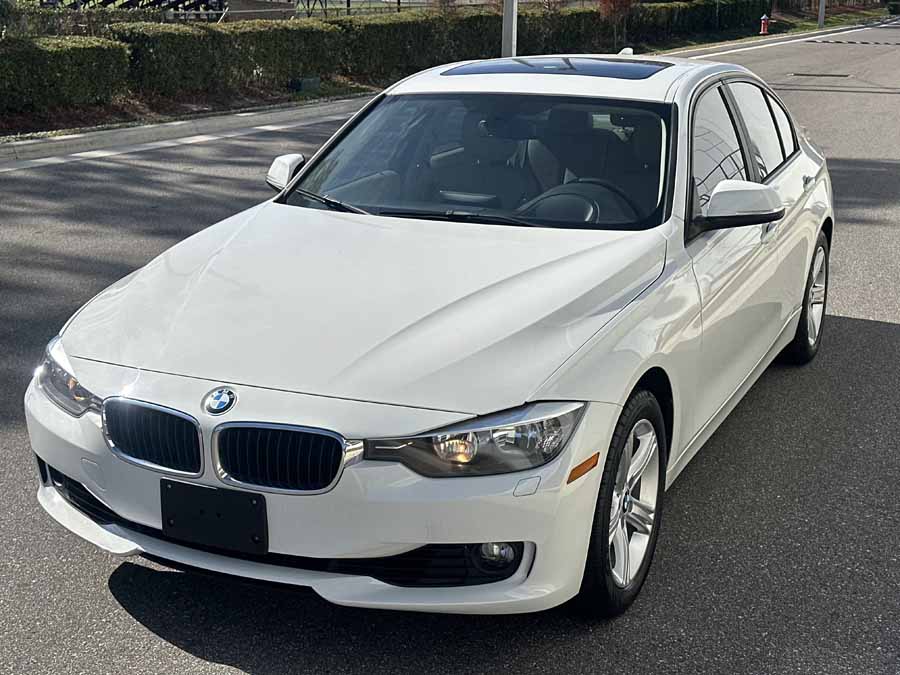 2013 BMW 328i xDrive - Image 21