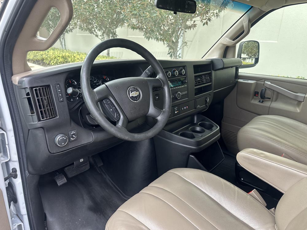 2020 Chevrolet Express 2500 - Image 21