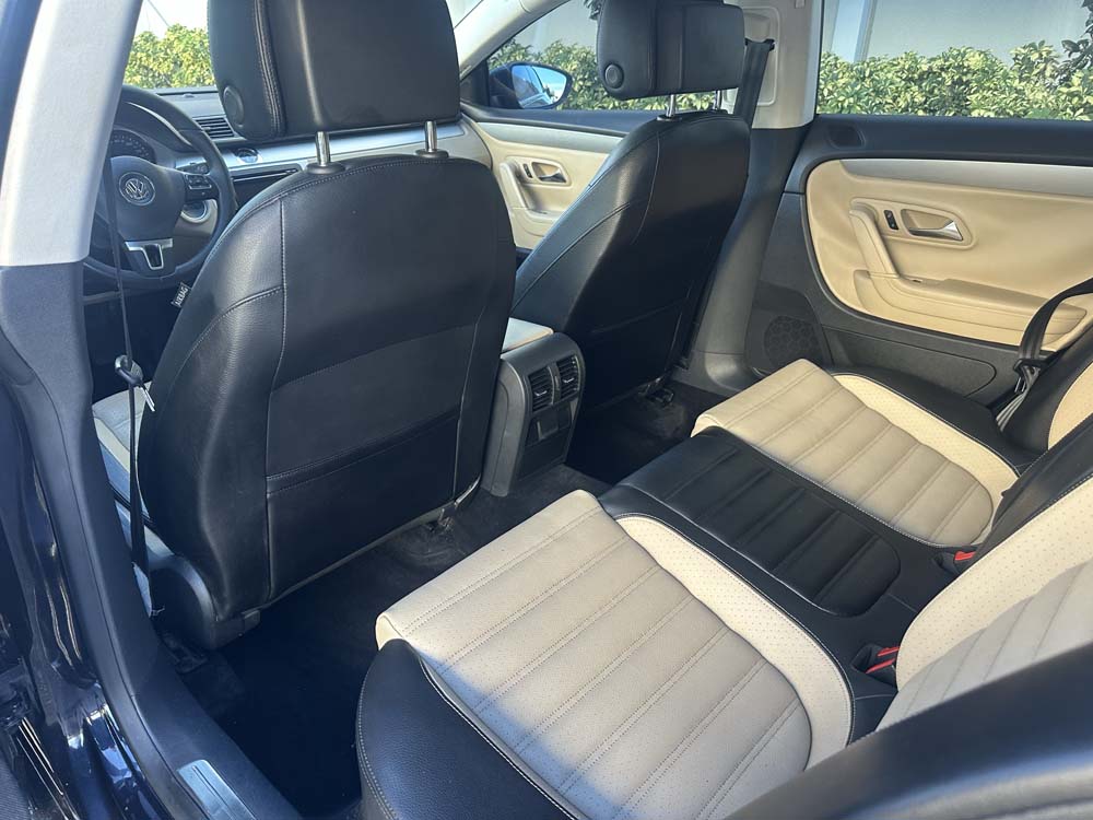2013 Volkswagen CC - Image 16