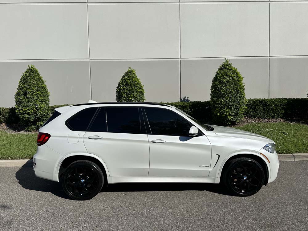2015 BMW X5 xDrive50i - M Sport Package - Image 8